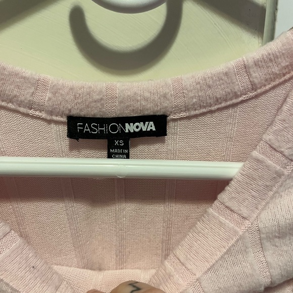 Pink top - Picture 2 of 4